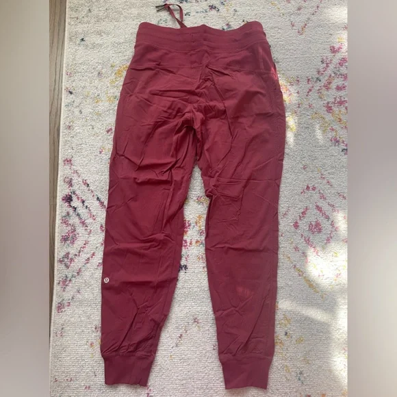 Lululemon Dance Studio Mid Rise Jogger, Sz 8, cranberry color - Picture 4 of 4